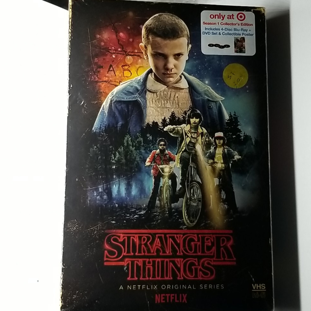 Stranger Things Season 1 DVD Set